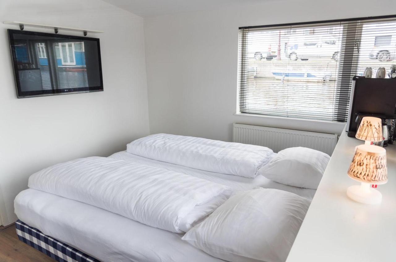Bed and Breakfast Houseboat Next To Amstel Amsterdam Esterno foto